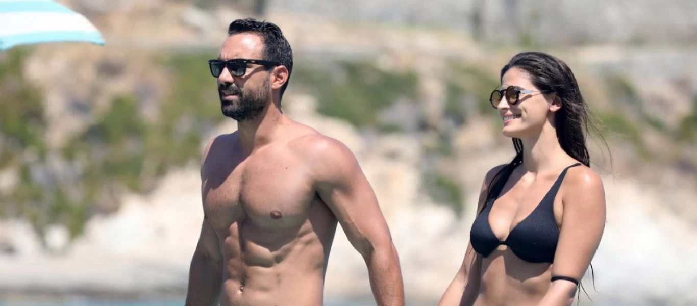 Σάκης Τανιμανίδης και Χριστίνα Μπόμπα: Πρωτοχρονιά σε εξωτικό νησί - Κάνουν βουτιές σε υπέροχα νερά (φωτο-βίντεο)